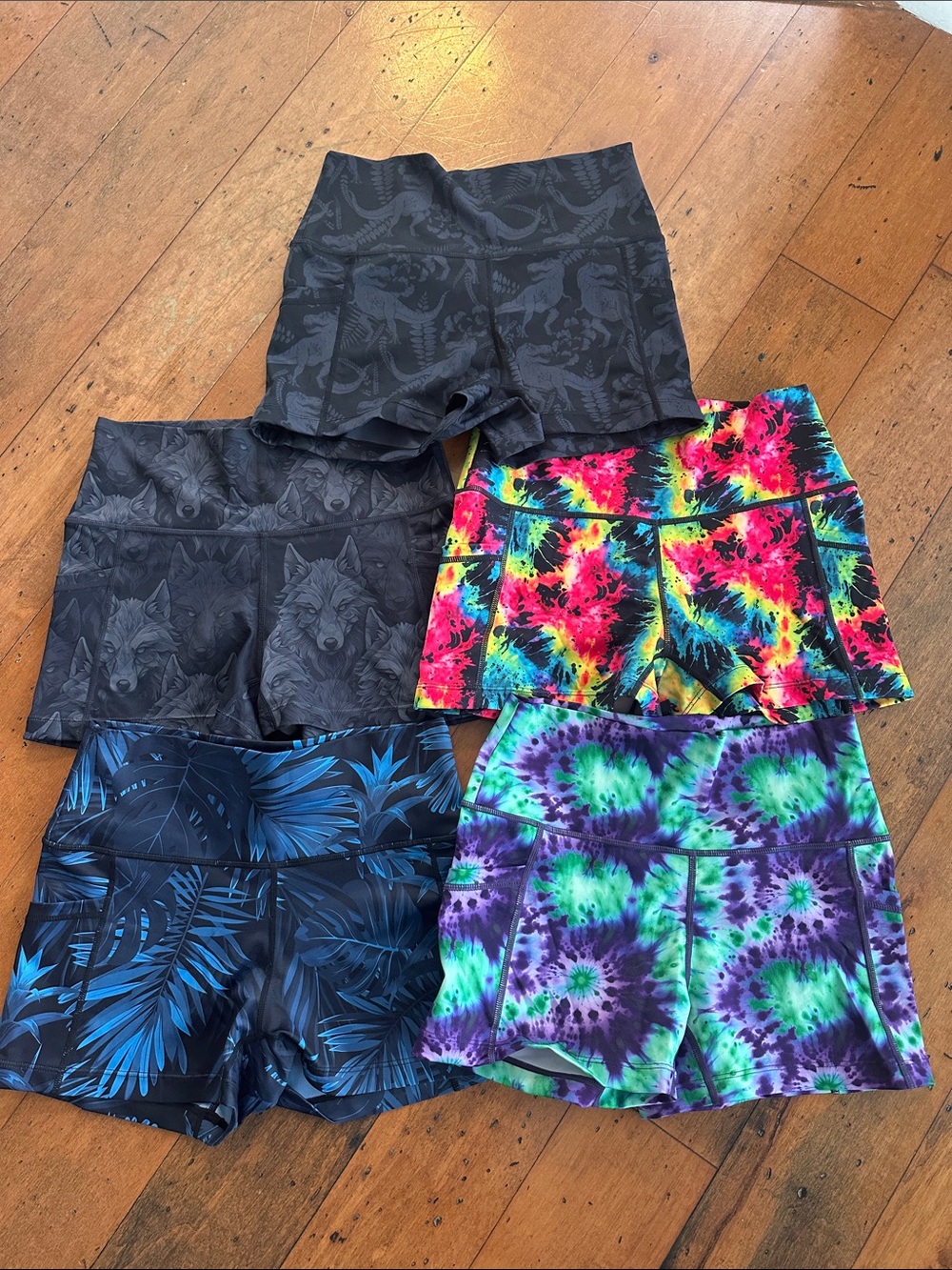 NWOT Constantly Varied Gear Women's High-Waist Print Stretch Shorts 2.5inch